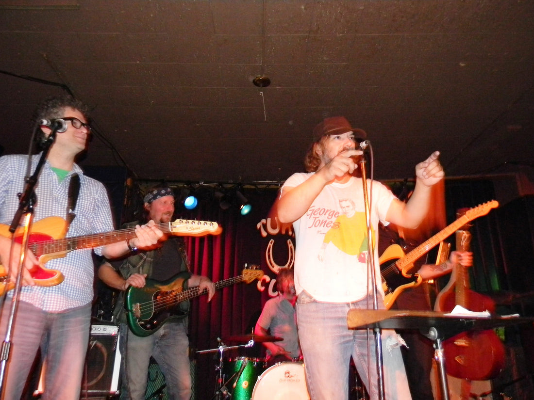 Another Stellar Weekend of Afrobeat and Real Country in the Twin Cities